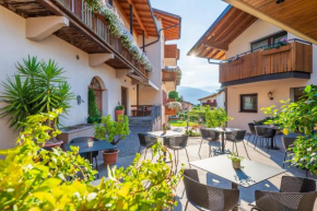 Rebenheim Termeno Sulla Strada Del Vino